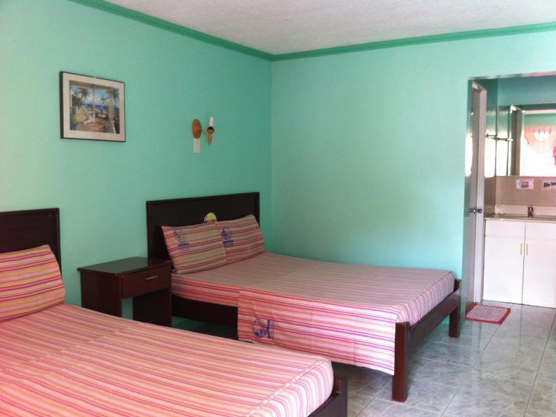 Raymen Beach Resort Guimaras Exterior photo